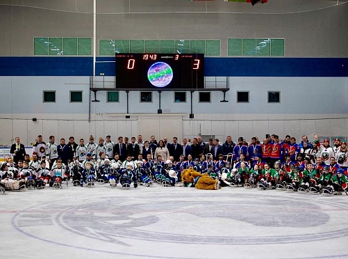 8 ноября в Ледовом дворце спорта «ЮграМегаСпорт»  г. Ханты-Мансийск  состоялась торжественная церемония награждения и закрытия I этапа Чемпионата России по следж-хоккею.   - фото 0