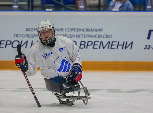 В Туле начались Соревнования по следж хоккею среди ветеранов СВО «Геори Нашего Времени» - фото 3