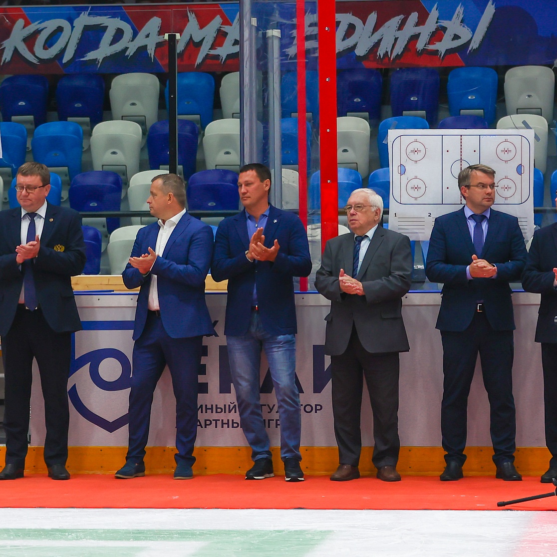 В Туле начались Соревнования по следж хоккею среди ветеранов СВО «Геори Нашего Времени»