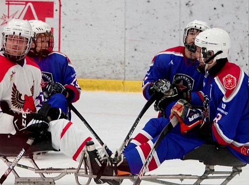 22 сентября состоялся товарищеский матч между "АКМ следж" и "Феникс" (Московская область).  - фото 2