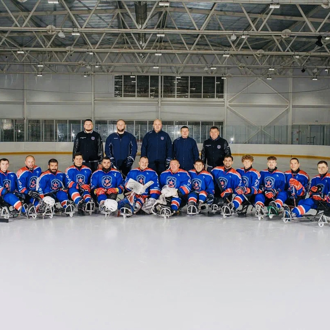 АКМ-следж примет участие в первом круге чемпионата России по хоккею-следж